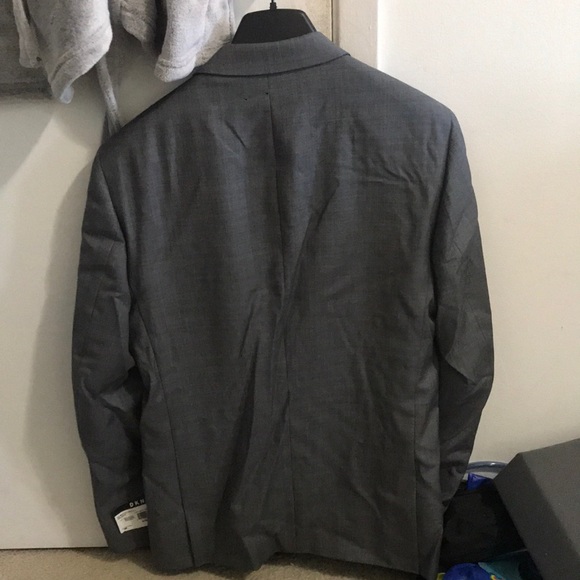 DKNY Suit Set - Picture 2 of 3